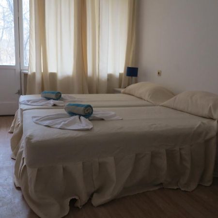 Hotel Tango Zlatni pjasătsi Eksteriør bilde