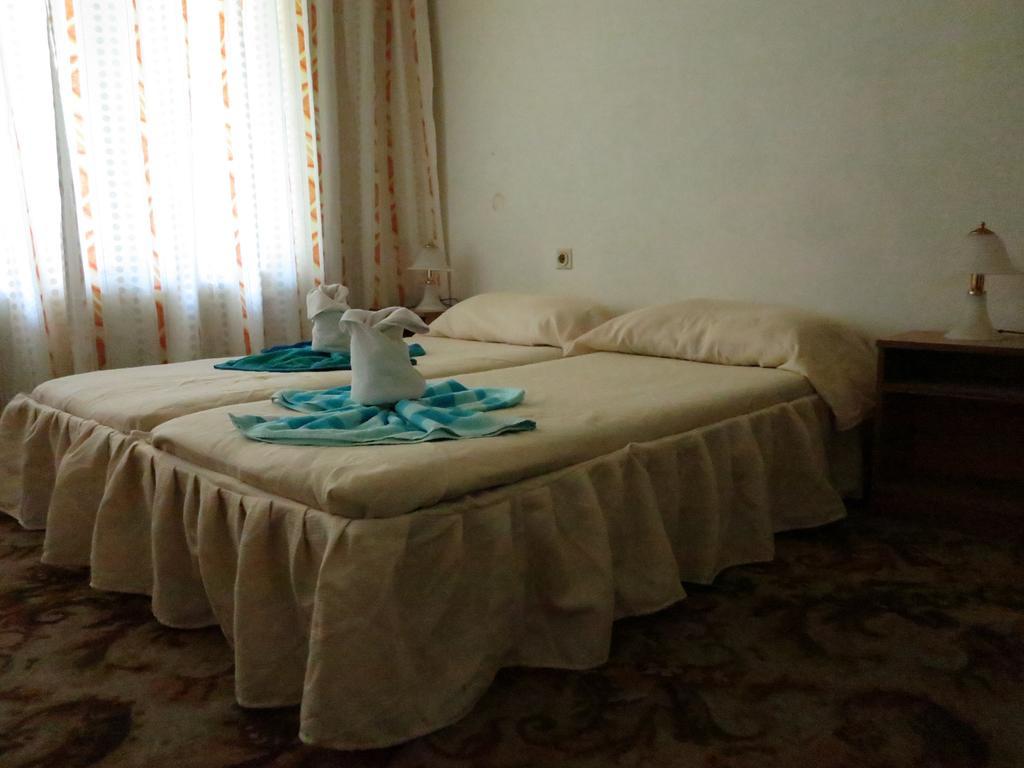 Hotel Tango Zlatni pjasătsi Rom bilde
