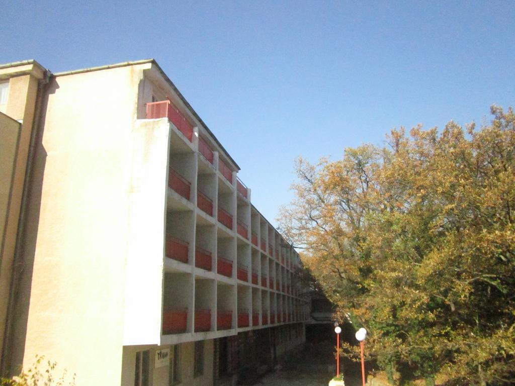 Hotel Tango Zlatni pjasătsi Eksteriør bilde