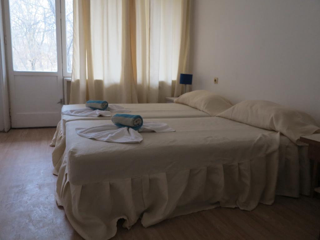 Hotel Tango Zlatni pjasătsi Eksteriør bilde