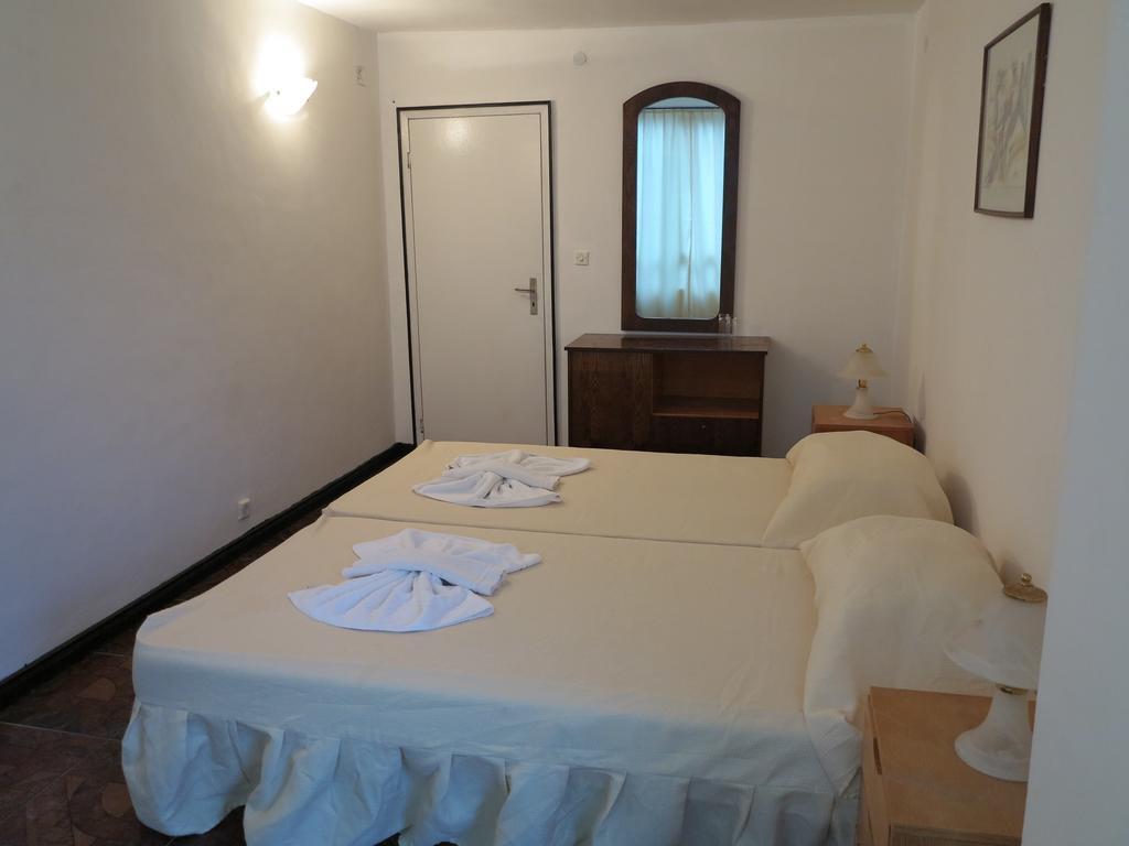 Hotel Tango Zlatni pjasătsi Eksteriør bilde